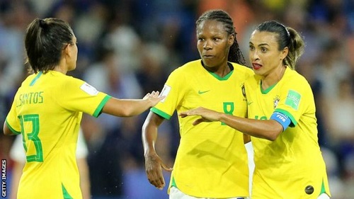 Brazil gives equal pay to men's and women's national players