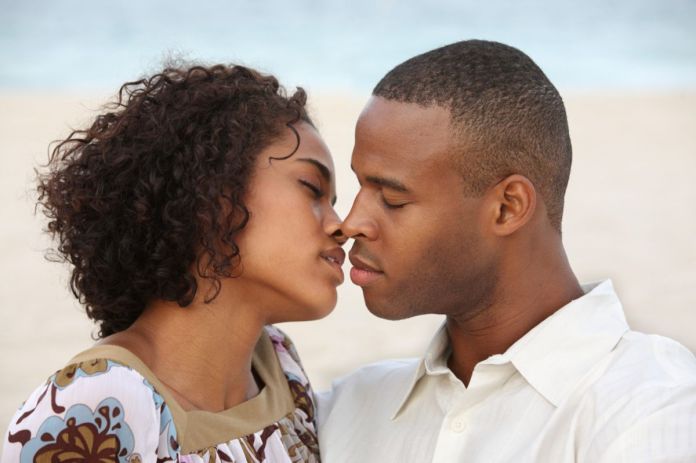 7 Reasons we close our eyes when kissing