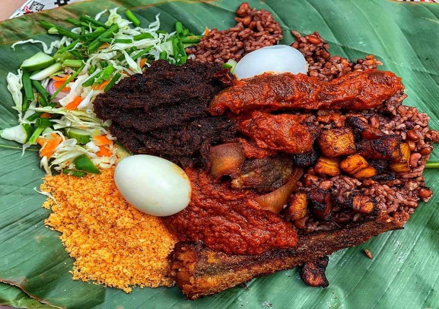 A brief history of waakye, Ghana's favourite breakfast