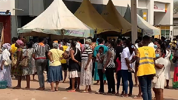 MTN to deploy mobile registration teams to curb long queues