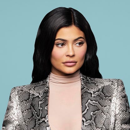 Kyle Jenner becomes queen of Instagram with 300m followers - Prime News