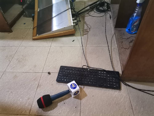 Radio station shuts down after gun-wielding thugs invade studio