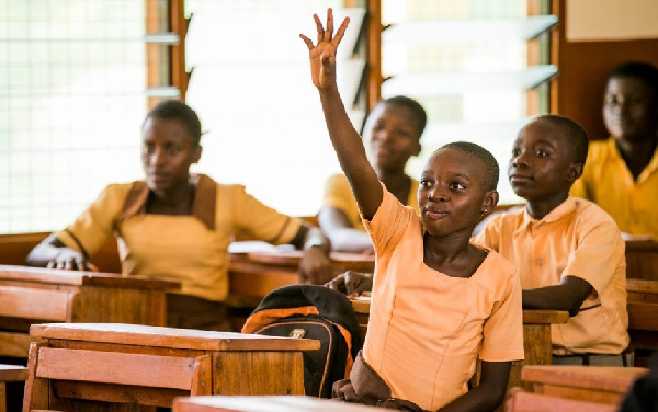 Gov’t accused of trying to prevent release of funds with introduction of semester system