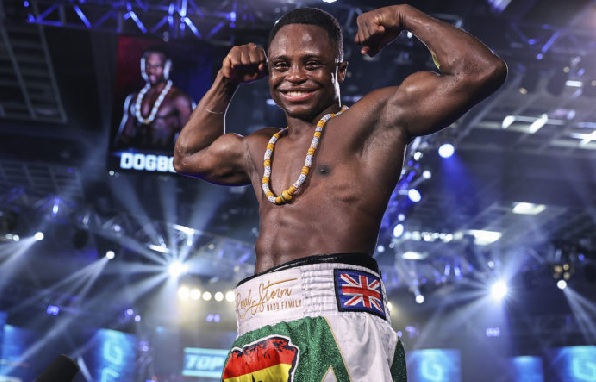 Isaac Dogboe beat Adam Lopez by majority decision