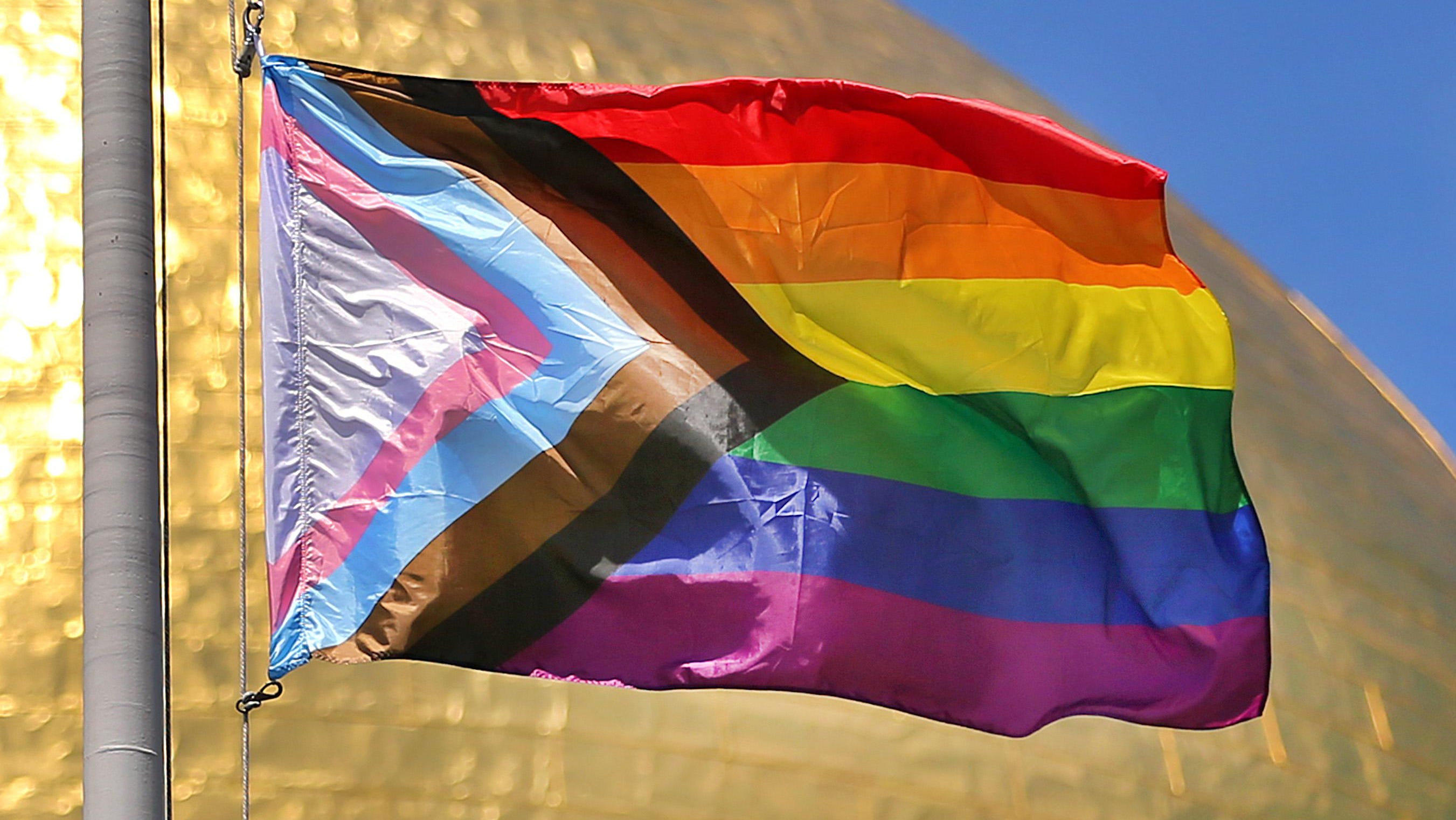 Pride flags. Флаг ЛГБТ. Радужный флаг. Цвета ЛГБТ. Новый флаг ЛГБТ.