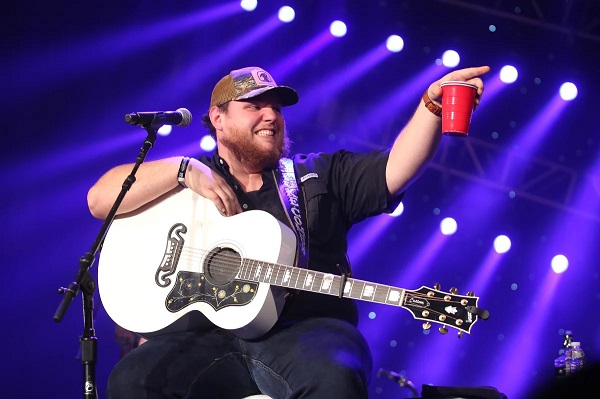 Luke Combs