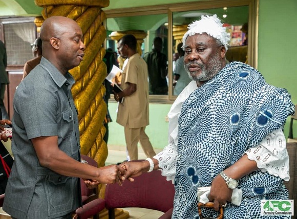 Dr Hugh C.A Brown, Forestry Commission CEO (Left), Nungua Mantse, Oboade Notse King Professor Odaifio Welentsi III (Right)