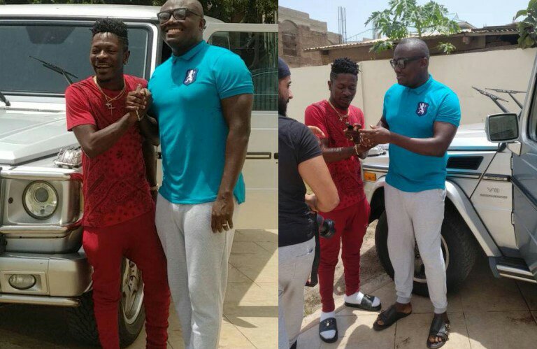 Shatta Wale receives brand new G-Wagon as a birthday gift from the CEO of EIB Network, Bola Ray 
